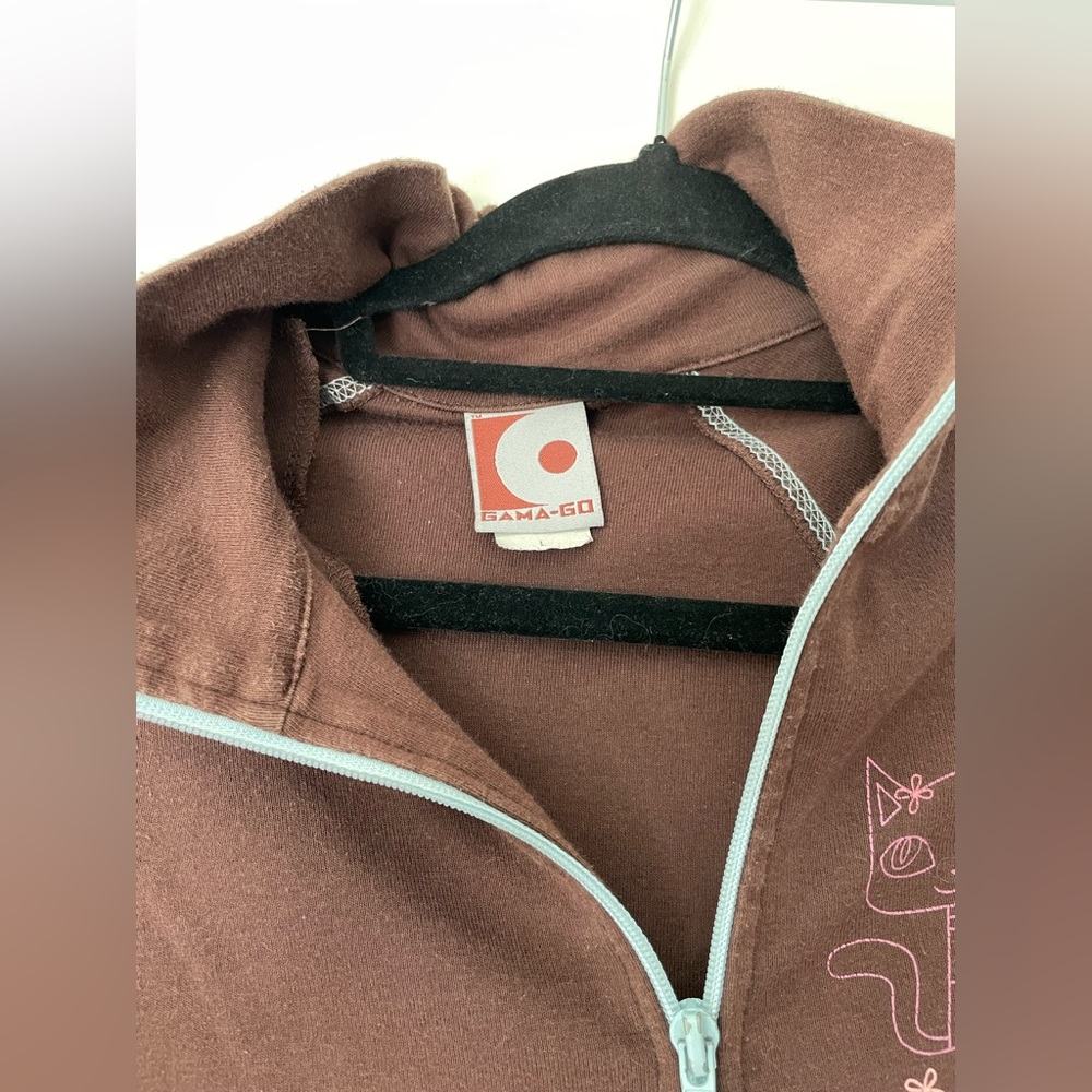Brown Gama-Go Zip Hoodie with Cat Design size large - Picture 3 of 3